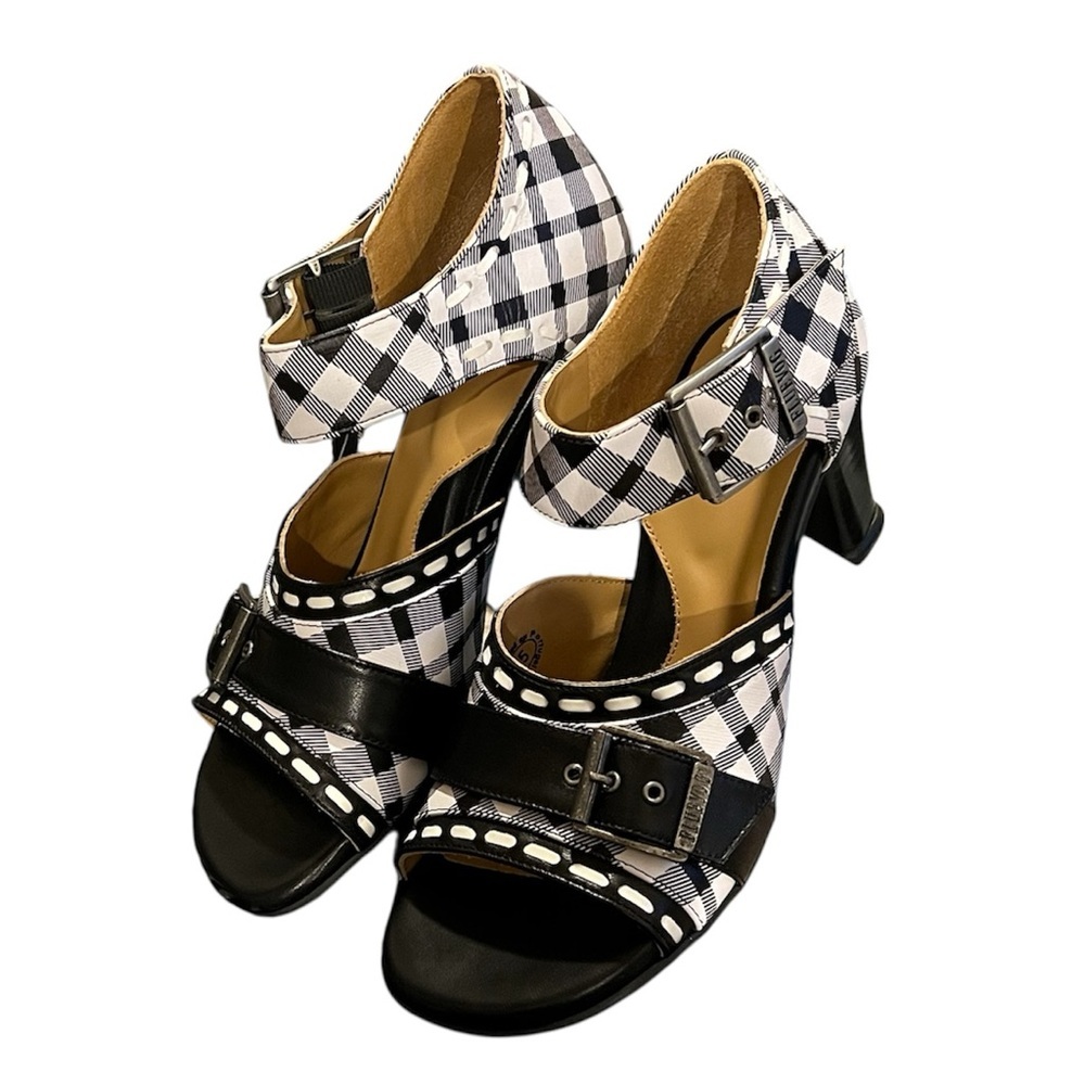 NWT! John Fluevog Operetta Buckle Sandal Renee​